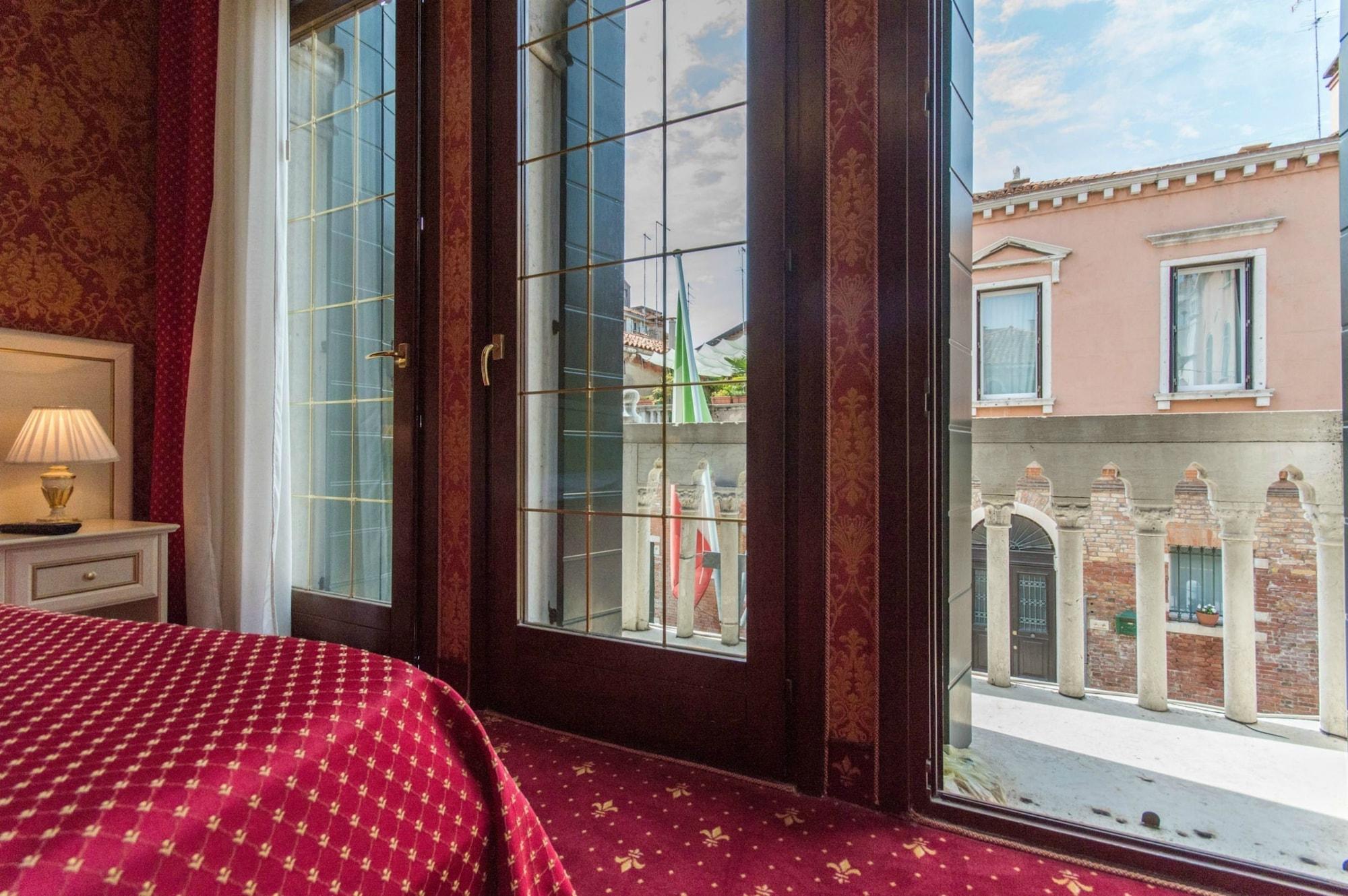 Messner Palace Venice Ngoại thất bức ảnh